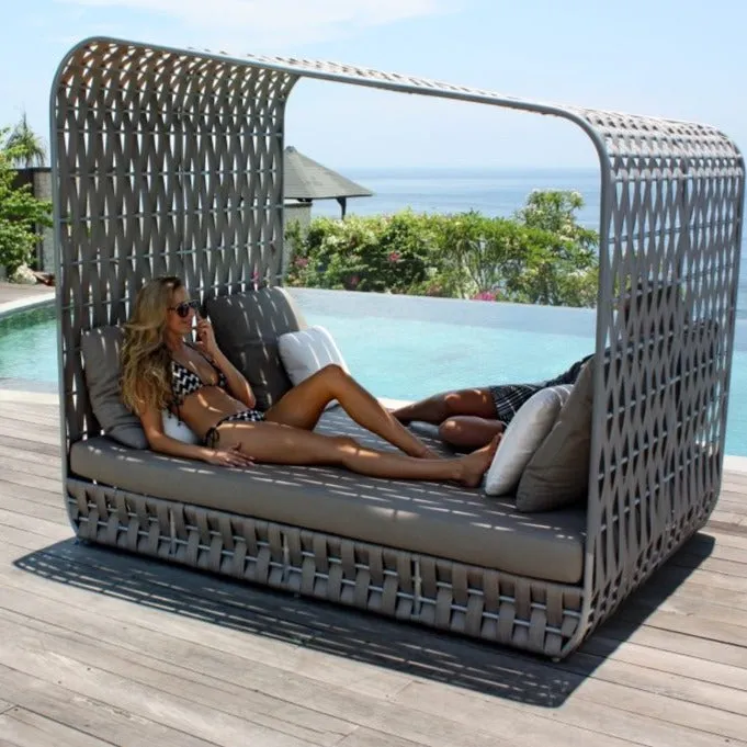 Skyline Design Strips Cabana Rattan Garden Daybed